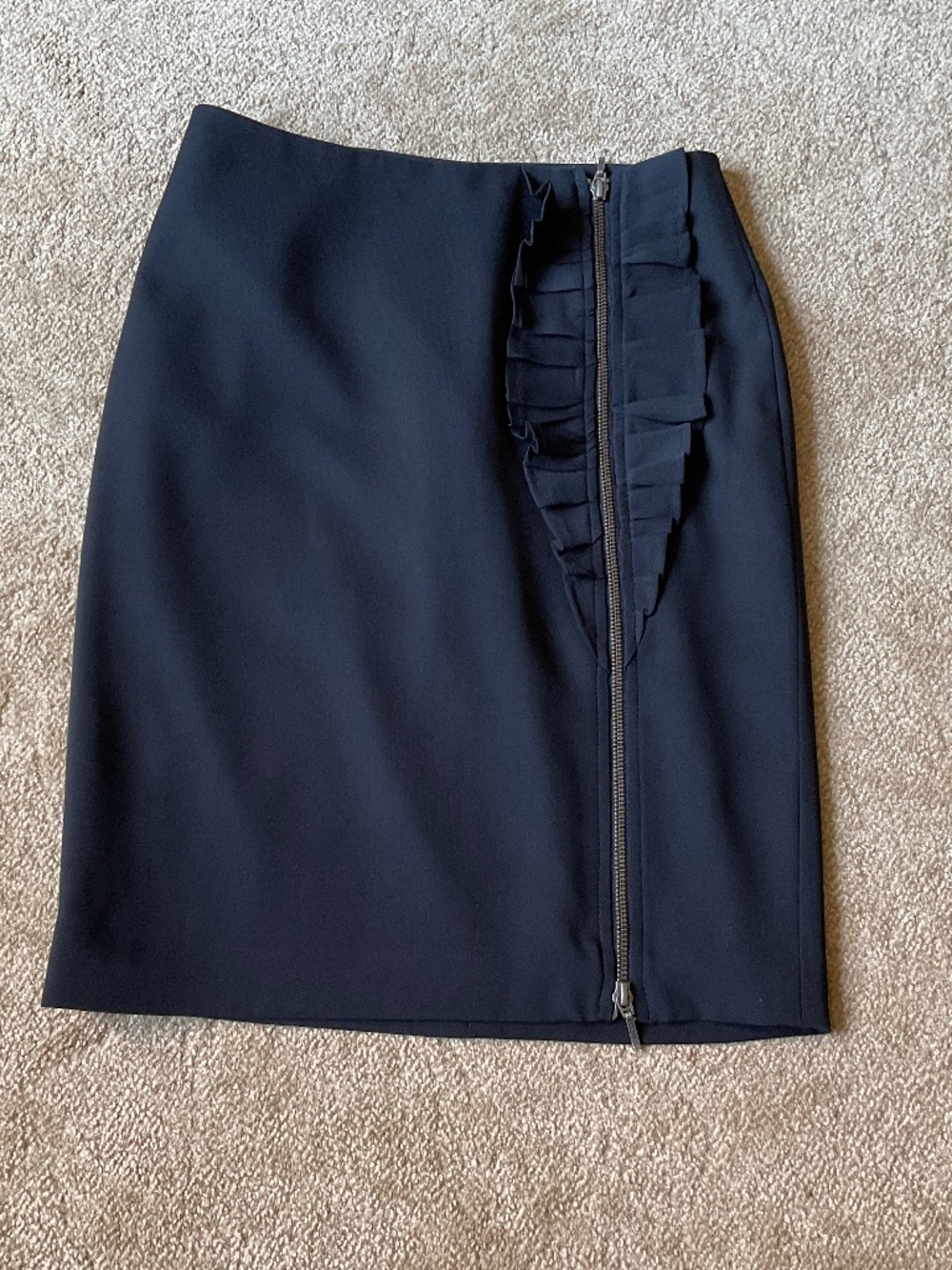 Banana Republic black skirt